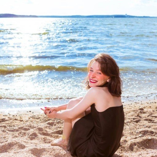 8tzp8jr42012's profile picture. Be the reason someone smiles today. 😊💖