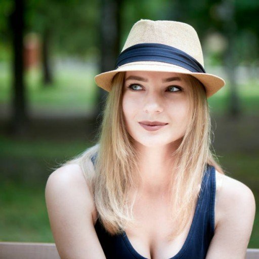 rrdgn3492's profile picture. Happiness looks gorgeous on you. 😍🌸