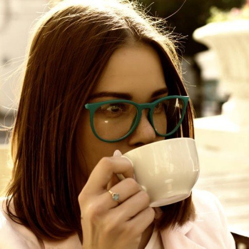 rz1b2wn92153's profile picture. Life is too important to be taken seriously. 😆🌟