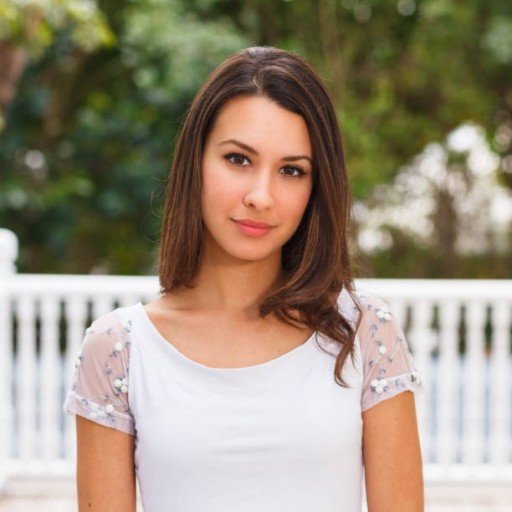 kmn8tzv923808's profile picture. Life is too important to be taken seriously. 😆🌟