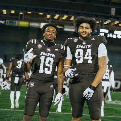 Zonterio Weekley athlete profile head shot