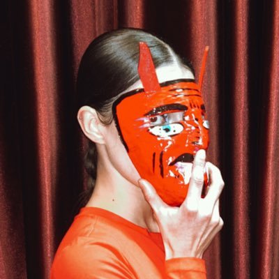 armpitmann's profile picture. | they/el 🏳️‍⚧️| 🇻🇪 | ☭ | drag and gyaru (learner)