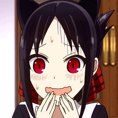 huyen1610's profile picture. Playing Shadowverse and Nikke