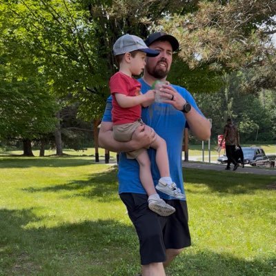 EricBen227's profile picture. 