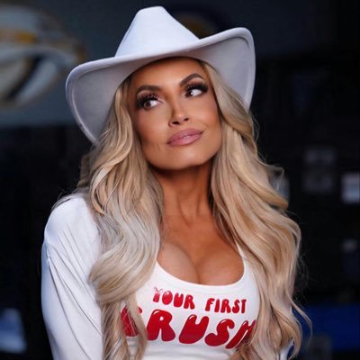 DevotedDiciple's profile picture. RP Account - NOT Trish Stratus