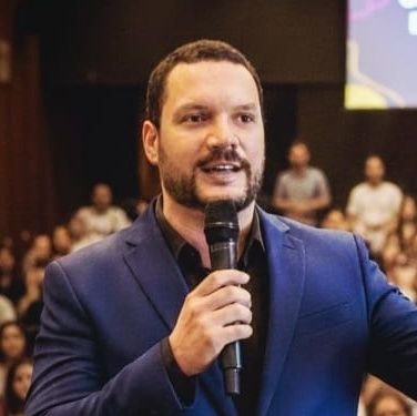 PedroPRSales's profile picture. Investimentos, Planejamento Financeiro e Consultoria 💵 📈

◇ Gestão Financeira (FGV)
◇ Administrador (UFF)
◇ MBA em Gerenciamento de Projetos (FGV)