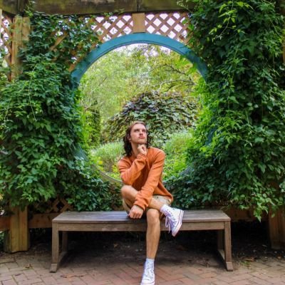 folkloreinexile's profile picture. ♤ He/Him ♡ ♎ ◇ 20 ♧ gaylors dni ♤