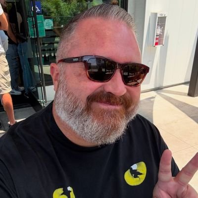 Daddy3881328571's profile picture. 