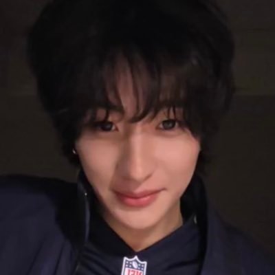 lxznily's profile picture. 