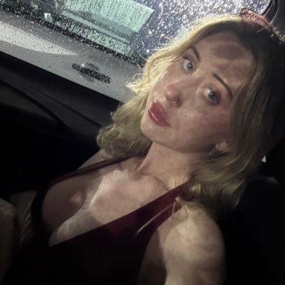 nnnyquil's profile picture. ☁️☁️☁️