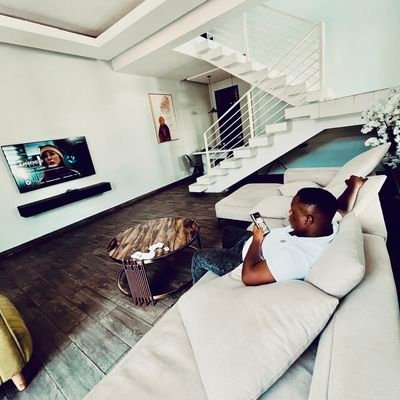 balydonjay's profile picture. Don't study me, You won't graduate 🎓