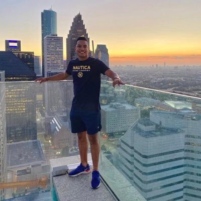 Jesuspolanco7's profile picture. Made in Venezuela. 31 Licenciado en Contaduría Publica , Amante de los Deportes, Vinotinto de ❤️.