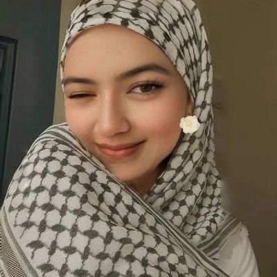 VeroDeLune's profile picture. Rant Account • i'm good at sniffing expensive water & fast af at reading (jk) //
From the river to the sea 🍉