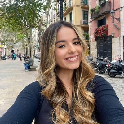 MavisFX7474's profile picture. Anna