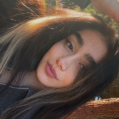 sana_frh's profile picture. 