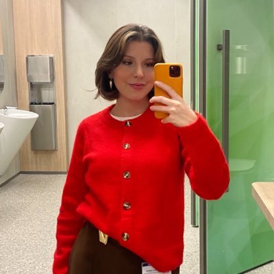 ebrozbk's profile picture. Trakya Üniversitesi/İçimdeki çocuk hiç büyümeyecek!