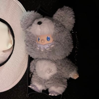 trinh_vivian68's profile picture. 