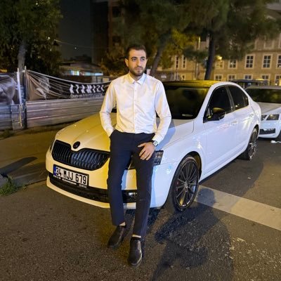 Muratguven34m's profile picture. 🌙