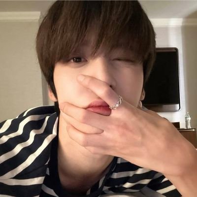 w3kn0w_'s profile picture. yunho y yo en la serena por la av. del mar ┊esp/eng 🇨🇱 #ncteez 
actualicen los aus