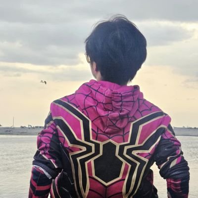 GamingWithJos19's profile picture. life must go on