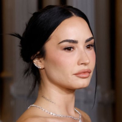 rbddlvato's profile picture. el fuego no se apagó • fan account