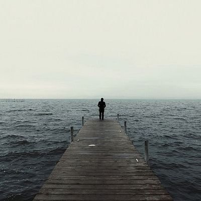 TheEyesLonely's profile picture. 