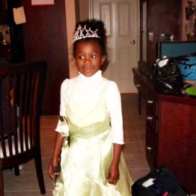 philosofounder_'s profile picture. 🚧in noua fert animus 🚧(trying desperately to become human again)