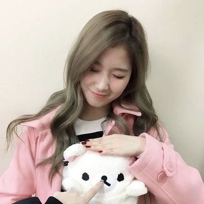 mby_luvUu's profile picture. 🌹•𝐂𝐨𝐥𝐥𝐞𝐜𝐭𝐨𝐫 💕 •𝑵𝒂𝒚𝒆𝒐𝒏 𝒋𝒆𝒐𝒏𝒈 𝒎𝒐𝒎𝒐 𝒔𝒂𝒏𝒂 𝒋𝒊𝒉𝒚𝒐 𝒎𝒊𝒏𝒂 𝒅𝒂𝒉𝒚𝒖𝒏 𝒄𝒉𝒂𝒆𝒚𝒐𝒖𝒏𝒈 𝒕𝒛𝒖𝒚𝒖