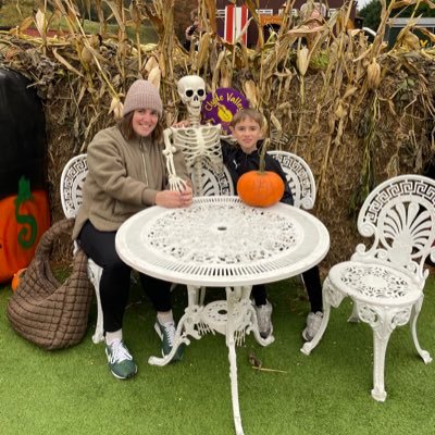 LobarLorna's profile picture. 