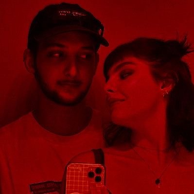 clarapontevedra's profile picture. eu i xande tacando aviãozinho no lírio