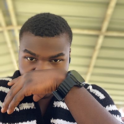 Inithrive's profile picture. Vibe curator | 0% energy, 100% mood | sometimes funny, mostly tired 😎