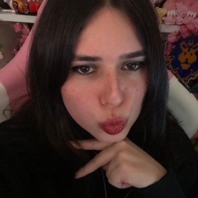 loenderin's profile picture. Jugadora de MMORPG, Amante del WOW y TL https://t.co/OZS9RFKoYv