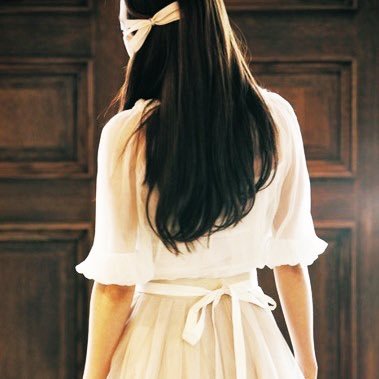 uponlilypads's profile picture. sensitive young woman