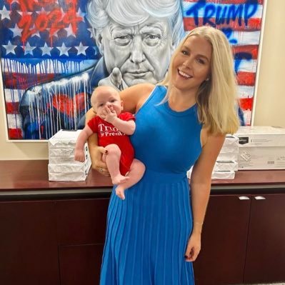 JessicaMar10773's profile picture. White House Press Secretary, Republican Party, Saint Anselm College (2015–2019) Born: 24 Aug 1997 (28 years), New Hampshire, United States 🚀🗞️ 🪐🇺🇸🌎