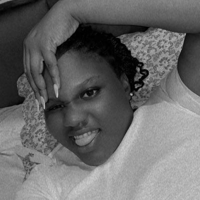 AmadiChiburoma's profile picture. Favour 🌸 | calm, kind & collected. IKWERRE ❤️💋| BSC PSYCHOLOGY