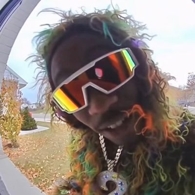 GhillieSuitNig's profile picture. I have a ghillie suit.