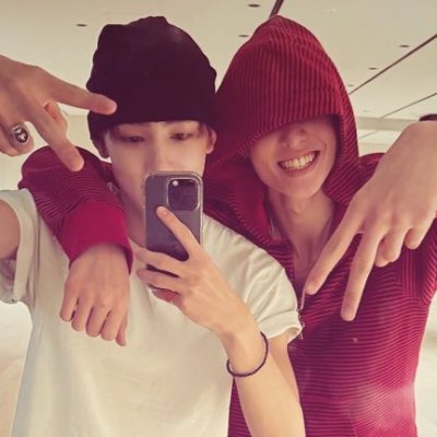 TinyGlance's profile picture. #코르티스 #마틴