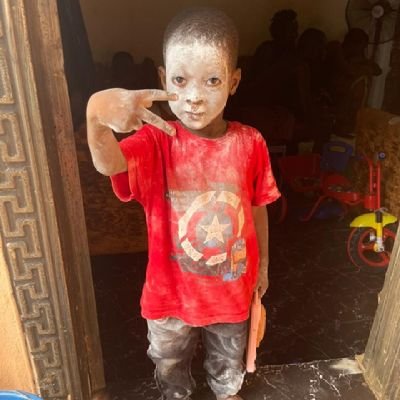 Slimzy81820's profile picture. self love will not break you 🌙💙🦢