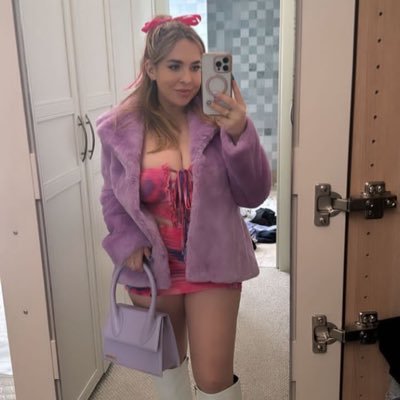 crystal_sm56618's profile picture. 