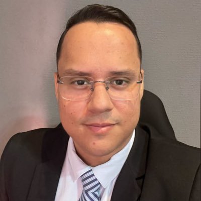 ValmeriFilho's profile picture. Advogado, flamenguista, nordestino se aventurando em terras nortistas. 
M∴ I∴ C∴ T∴ M∴ R∴