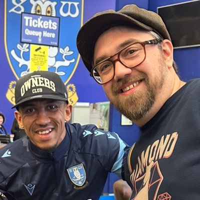 HatScarfShirt's profile picture. Football writer - football coach - photographer - 🏳️‍🌈 🏳️‍⚧️ he/him