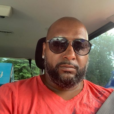 JohnColon1100's profile picture. 