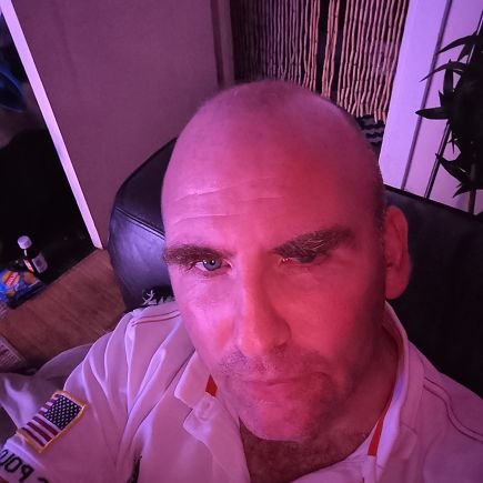 realdealer79's profile picture. 