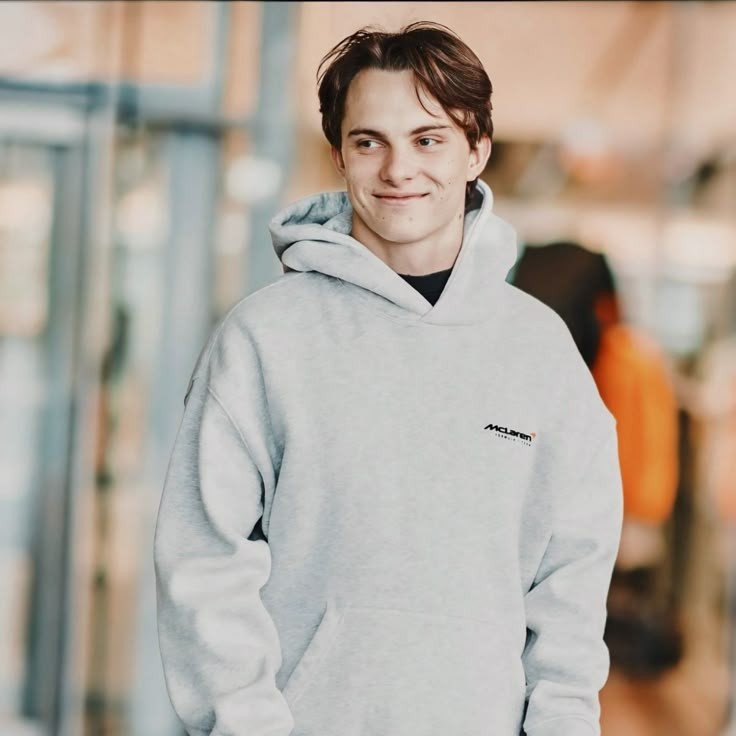 THEWHITEPRINC3's profile picture. 