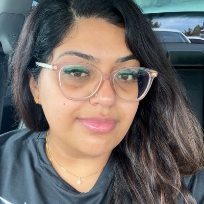 foreveracanuckk's profile picture. certified yapper.