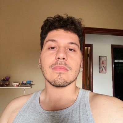 mwlodrama's profile picture. básico e clichê