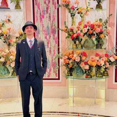 Debasischakr01's profile picture. 🇬🇧CEO - Strategist, Entrepreneur, Author - Investor- IITB-CSE- INSEAD - MBA @google @BAINandCompany Banker |FCA-CMA9-WorldBank -MUFG-JPMC-SEB- Geopolitics