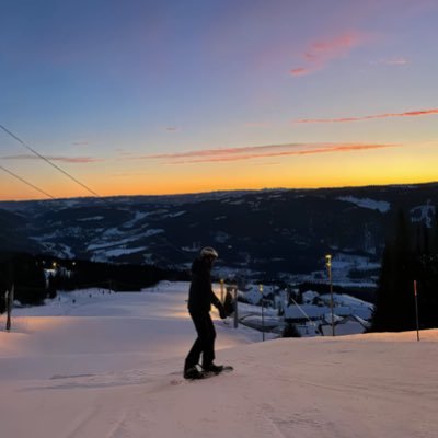 OneL_e's profile picture. 