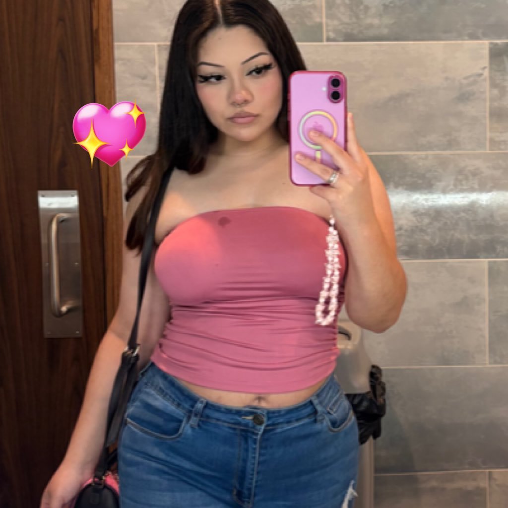 lazyjenni's profile picture. get off my page stalker bitch