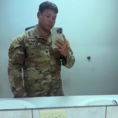 DavidDownu86512's profile picture. I love my work and I love America 🇱🇷…….Proudly a Milltary 🇱🇷💕😎